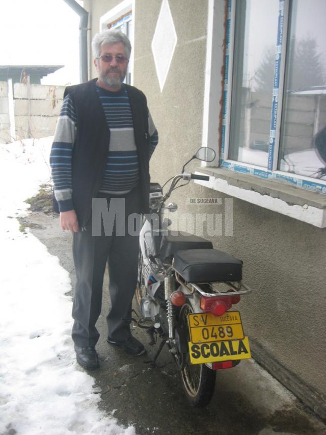 Moped pregatit de Constantin Alecsa pentru şcoală