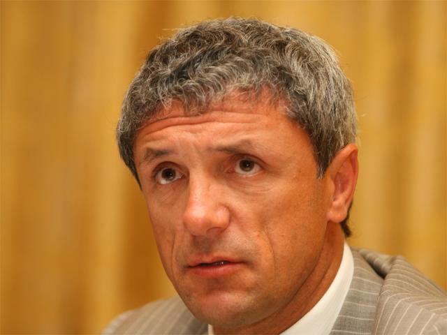 Gică Popescu va candida la şefia FRF la alegerile din 2014