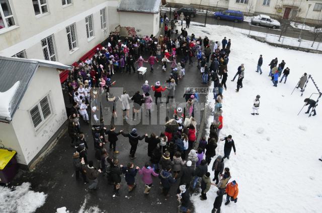 Şcoala “Al.I. Cuza” din Fălticeni a sărbătorit 171 de ani de existenţă