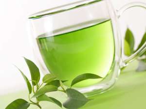 Vinul şi ceaiul verde protejează creierul contra maladiei Alzheimer