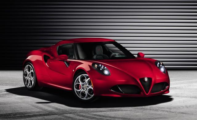 Alfa Romeo lansează luna viitoare noul coupe 4C