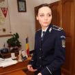 Agentul Elena Mihai lucrează la Postul de Poliţie Rădăşeni şi pictează de când era elevă la liceu
