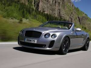 Bentley Continental are și o versiune decapotabilă ultrarapidă