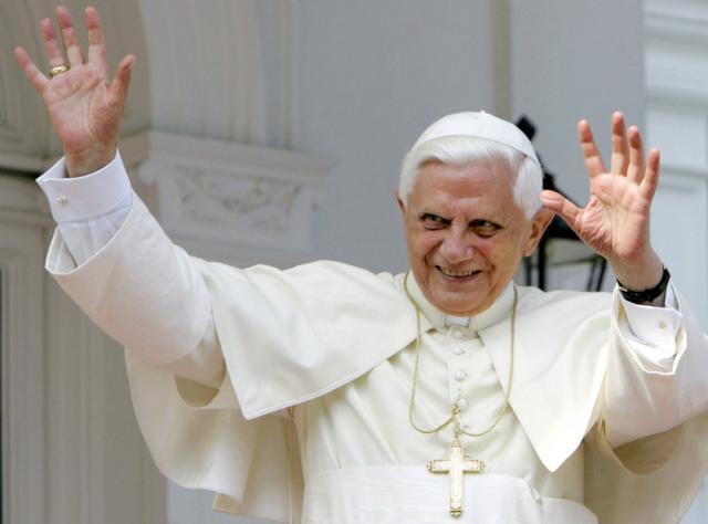 Benedict al XVI-lea: "Dumnezeu mi-a cerut să mă dedic rugăciunii şi meditaţiei"