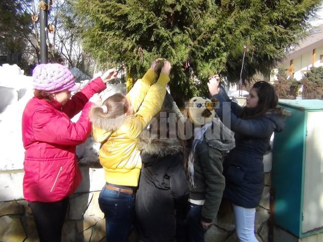 Acţiuni organizate de elevi de la Palatul Copiilor Suceava în prag de primăvară