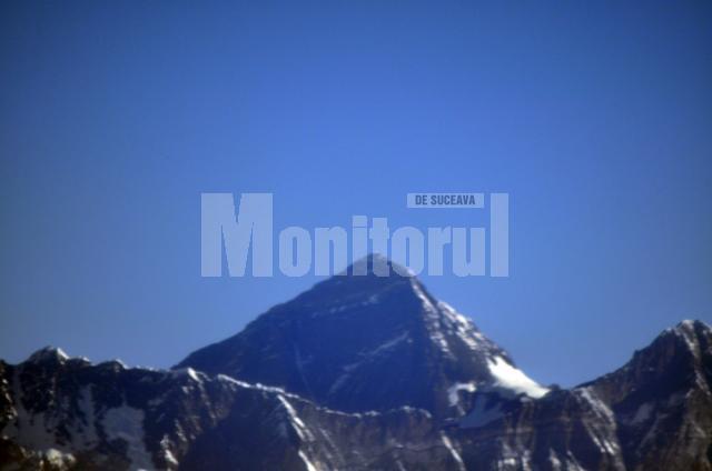 Everestul, văzut din avion