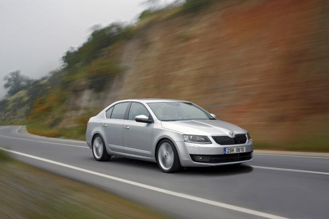 Škoda Octavia a primit cinci stele la testul Euro NCAP