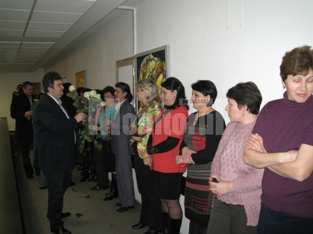 Cătălin Nechifor, împreună cu Alexandru Rădulescu și Ilie Niță, le-a sărbătorit pe angajatele Consiliului Județean