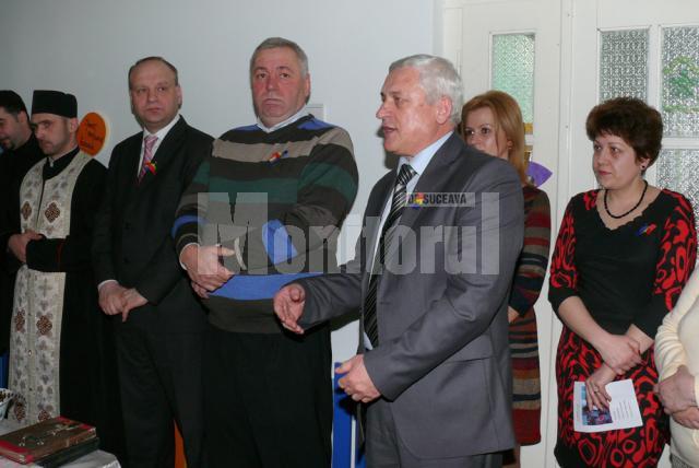 Ieri a avut loc slujba de sfinţire şi inaugurarea oficială a Grădiniţei “Licurici” din Fălticeni