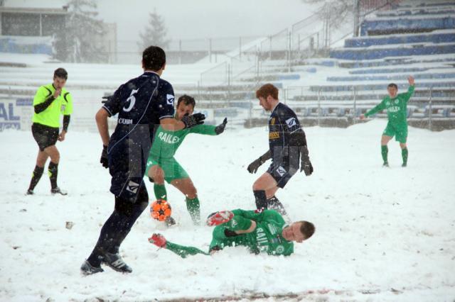 Meciul dintre Sporting şi Bucovina Răăduţi s-a disputat în condiţii hibernale