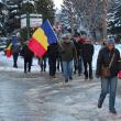 20 de tineri, marş de solidaritate cu românii discrimanţi de maghiari