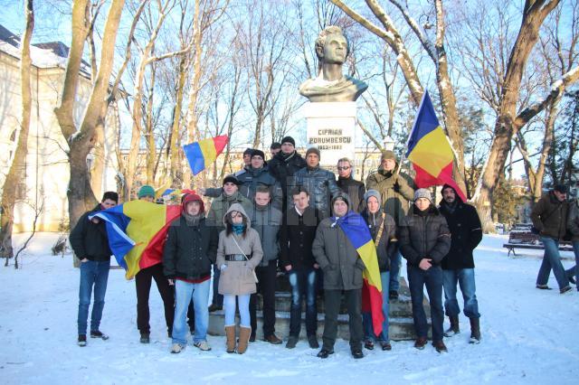 20 de tineri, marş de solidaritate cu românii discrimanţi de maghiari