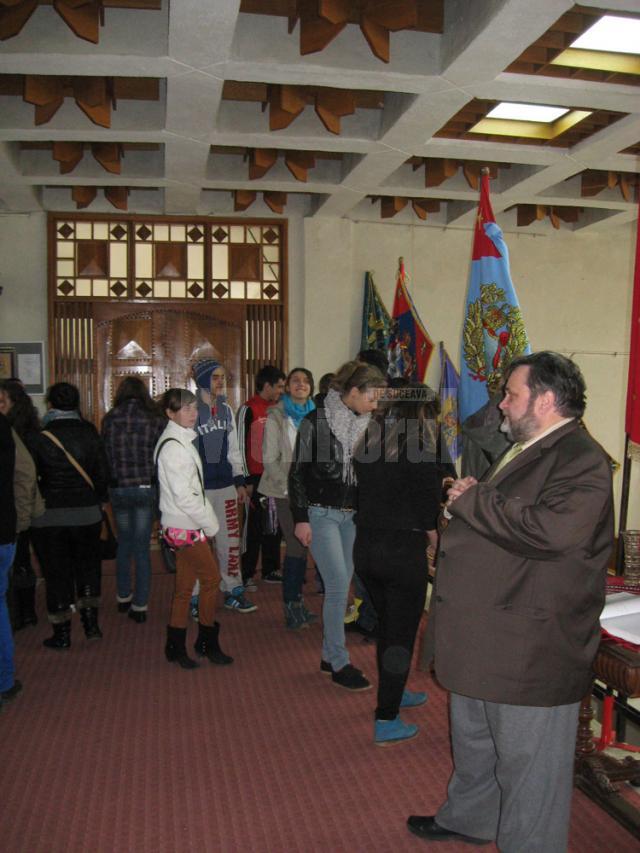 Expoziţia Şcoli şi şcolari