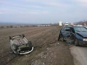 Şoferul care a provocat un accident la ieşirea din Suceava şi a fugit avea o alcoolemie de peste 0,8 la mie