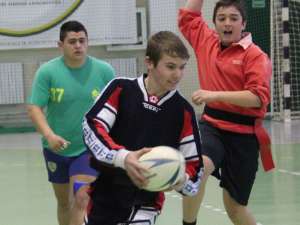 Școala din Salcea(echipament închis) este noua campioană județeană la rugby-tag pentru gimnaziu