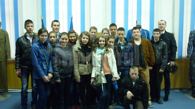 Elevi ai şcolii gimnaziale din Hânţeşti, oaspeţi ai Şcolii Militare de Subofiţeri de Jandarmi şi ai Colegiul Militar Liceal