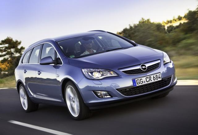 Opel Astra probează utilitatea cu versiunea Sports Tourer