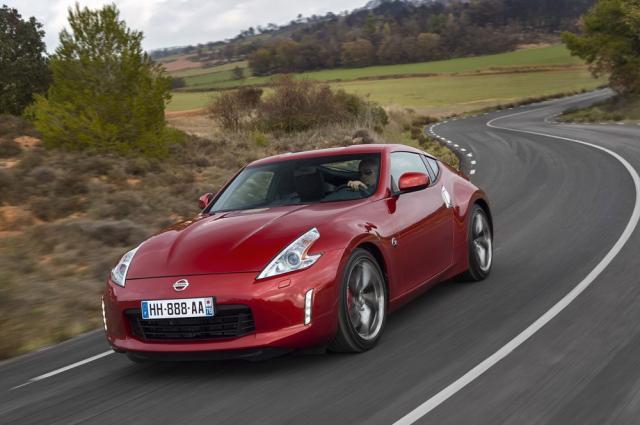 Nissan 370Z, creat pentru performanţă maximă