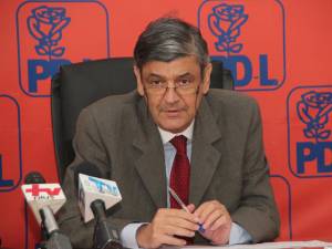 Fostul secretar de stat în Ministerul Sănătăţii, Cristian Irimie, a preluat conducerea Organizaţiei Municipale Suceava a PDL