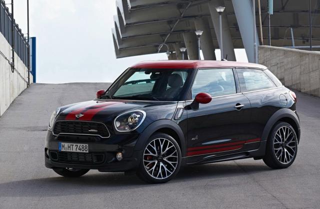 MINI Paceman John Cooper Works a debutat în România