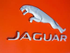 Jaguar va lansa două noi modele: Q-Type și QX