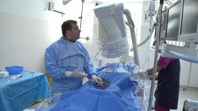 Dr. Roberto Haret: „Studiile efectuate în ultimii cinci ani ne arată că nu există efecte adverse ale acestui tip de proteză”