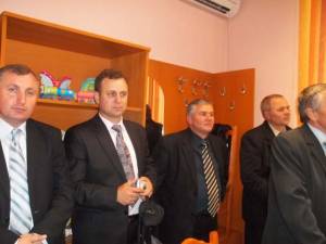 Oficialităţi prezente la activitatea de la Dumbrăveni