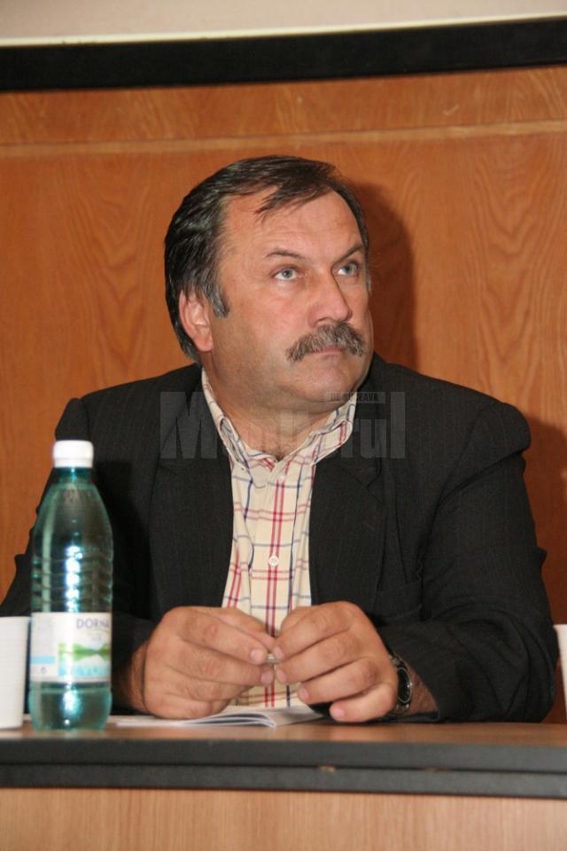 Gheorghe Schipor: „Nu sunt responsabilul consilierilor locali. Întrebaţi-i pe ei de ce nu vin la şedinţe”