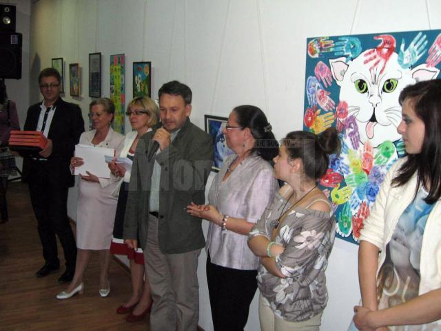 „Micii Picasso”, expoziţie aniversară la City Gallery