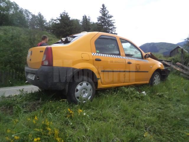 Ţigări de contrabandă găsite în portbagajul unui autoturism taxi implicat într-un accident rutier