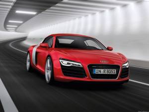 Audi a fabricat peste 20.000 de versiuni sport R8