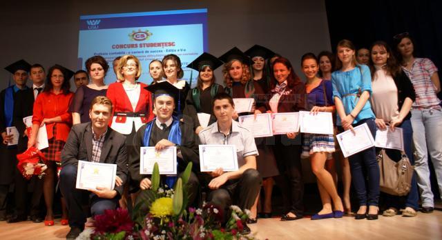 Premii în valoare de 20.000 de lei, adjudecate de studenţii suceveni în cadrul Concursului ”Profesia contabilă - o carieră de succes”