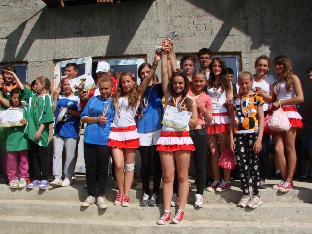 Zilele Sportului Școlar au adunat la Putna peste 1.200 de elevi