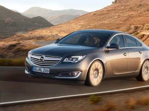 Opel Insignia Facelift își face apariția