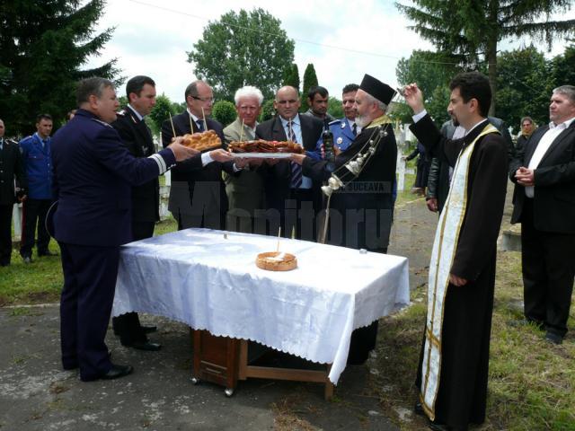 Ceremonial religios, militar şi depuneri de coroane, la Fălticeni