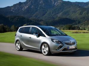 Opel oferă motorul turbodiesel Euro 6 pe Zafira Tourer