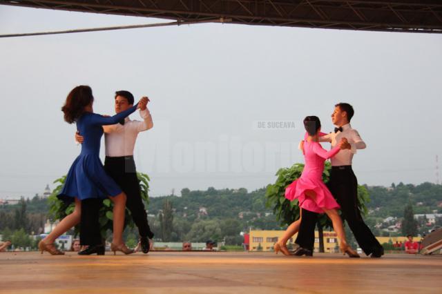 Talentaţii copii de la Boom Dance, în spectacol pe scena Zilelor Sucevei