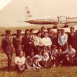 Angajaţii aeroportului s-au fotografiat cu avionul cu care a aterizat Nicolae Ceauşescu