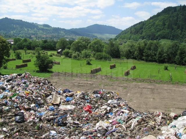 Groapa de gunoi a municipiului Câmpulung Moldovenesc din zona Izvor Boatca
