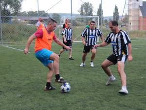 Campionatul Judeţean de minifotbal pentru old-boys „Ambro” a intrat în vacanţă