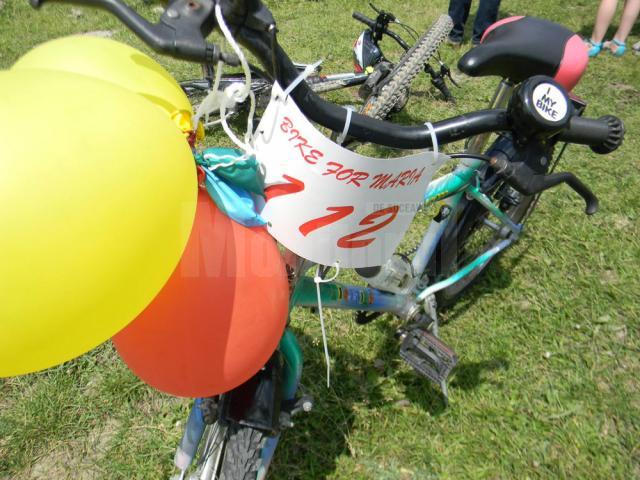 19 copii au participat la o acţiune intitulată simbolic „Bike for Maria”