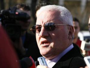 Dumitru Dragomir se crede preşedinte pe viaţă la LPF