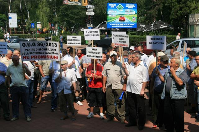 Protestul salariaţilor de la Termica va fi mutat de la primărie la centrala de termoficare a oraşului