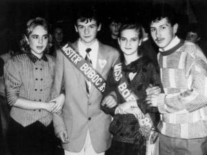 Miss şi Mister Boboc 1989 - Liceul Dragoş Vodă, împreună cu Miss şi Mister Boboc 1986