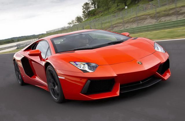 Lamborghini a livrat modelul Aventador cu numărul 2.000