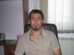 Constantin Savin: „Unul dintre ei mi-a furat banii pe care îi aveam la mine, altul m-a lovit, iar apoi au dispărut”