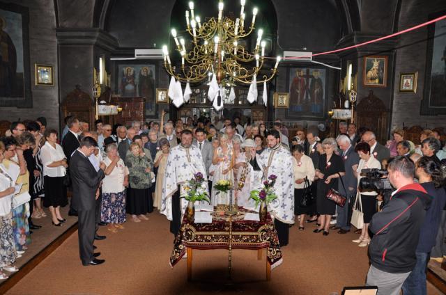 Primăria și Consiliul Local al municipiului Fălticeni au organizat nunta de aur pentru 35 de cupluri care au împlinit 50 de ani de la căsătorie