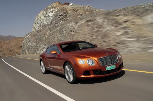 Bentley lucrează la o versiune ultrasportivă Continental GT2