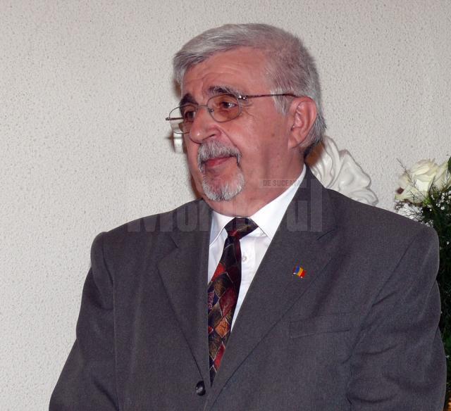 Profesorul Neculai Sturzu, cetăţean de onoare al municipiului Fălticeni