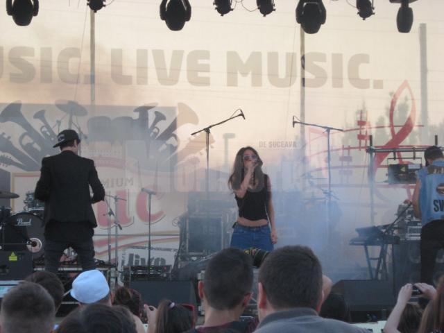 “Ciuc Music. Live Music” - Supershow făcut de Loredana, Vunk şi Ruby, sâmbătă, în parcarea Iulius Mall Suceava